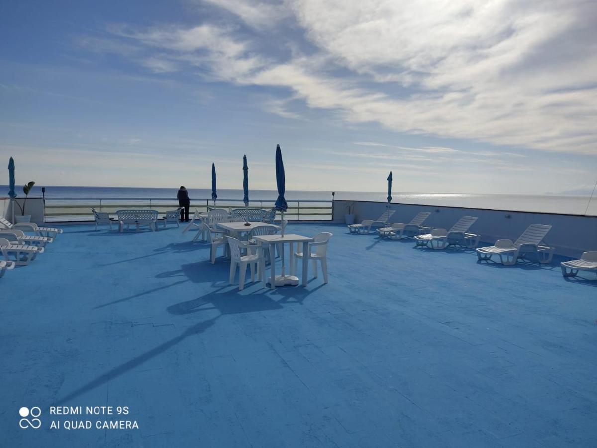 Blue Life, Sea-Luxury Rooms On The Beach Between Palermo And Cefalu' Casteldaccia Eksteriør billede