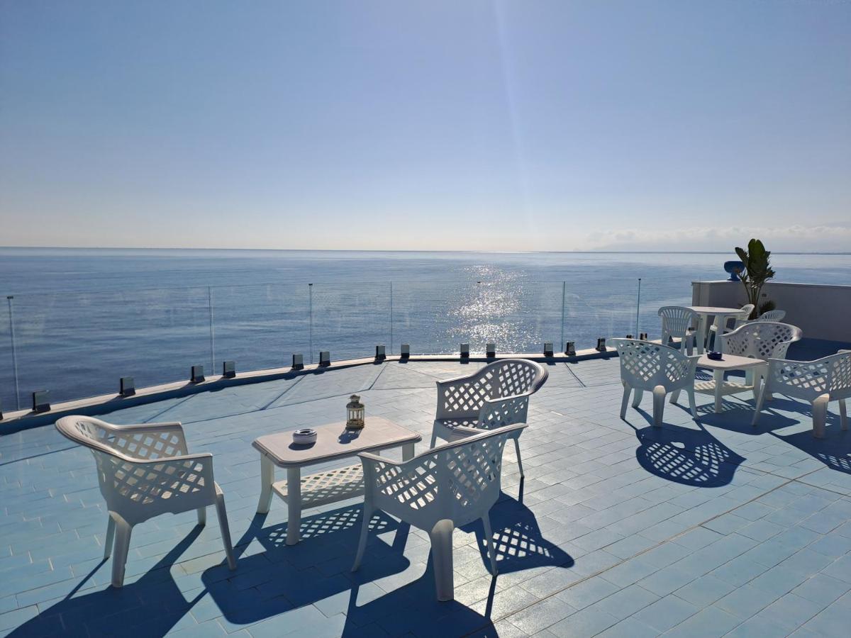 Blue Life, Sea-Luxury Rooms On The Beach Between Palermo And Cefalu' Casteldaccia Eksteriør billede