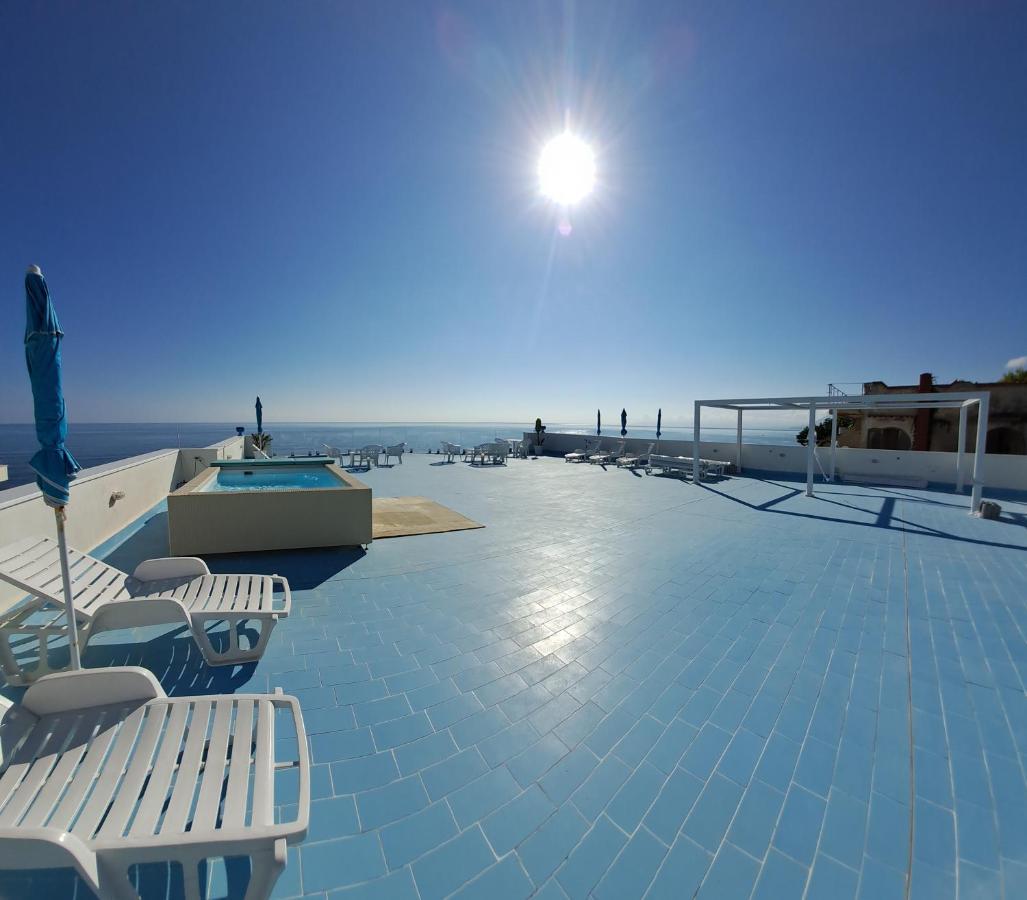 Blue Life, Sea-Luxury Rooms On The Beach Between Palermo And Cefalu' Casteldaccia Eksteriør billede