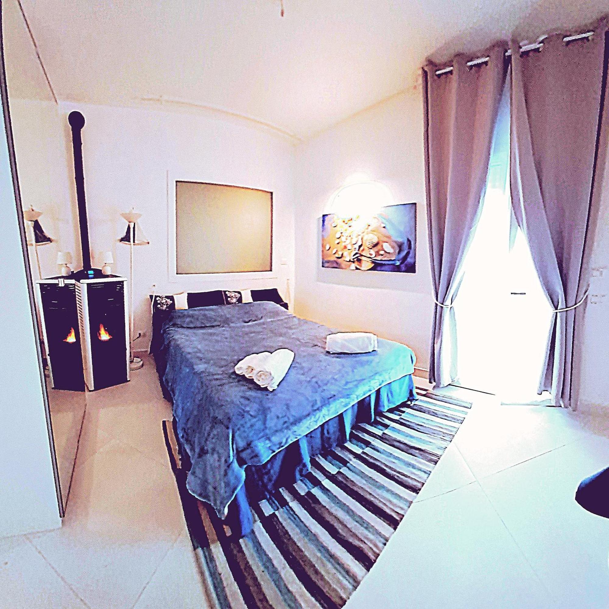 Blue Life, Sea-Luxury Rooms On The Beach Between Palermo And Cefalu' Casteldaccia Eksteriør billede