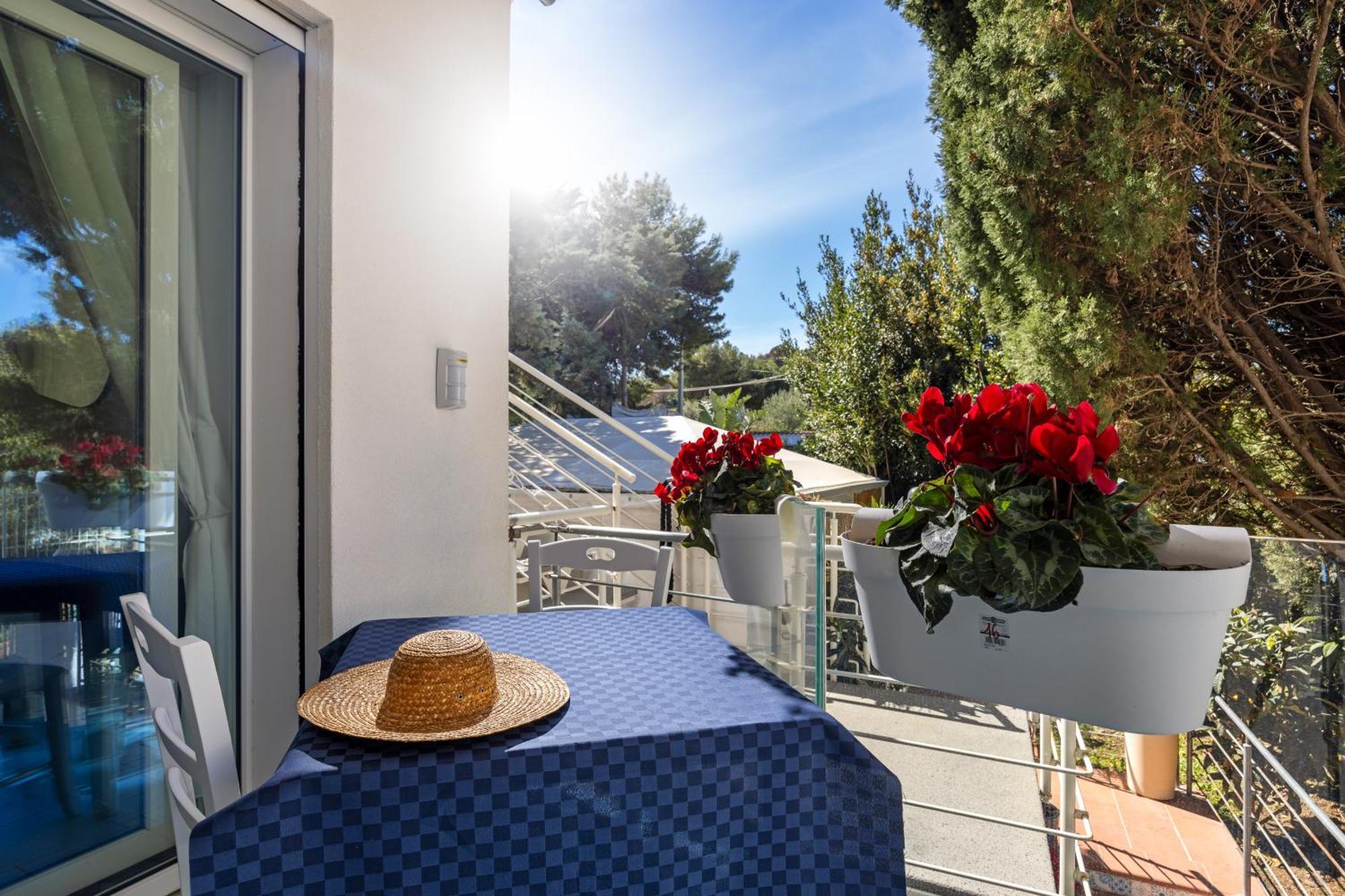 Blue Life, Sea-Luxury Rooms On The Beach Between Palermo And Cefalu' Casteldaccia Værelse billede